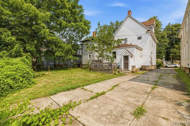 37 Northrup Place, Buffalo, NY 14214