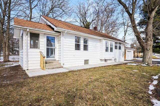 201 Ilene Street, Sturgis, MI 49091