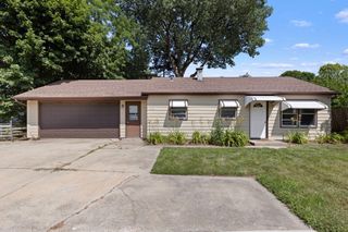 2117 N Alpine Road, Rockford, IL 61107