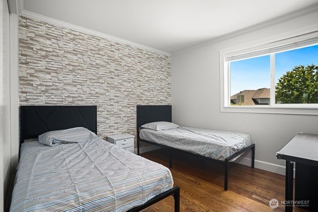 34626 10th Place SW, Federal Way, WA 98023