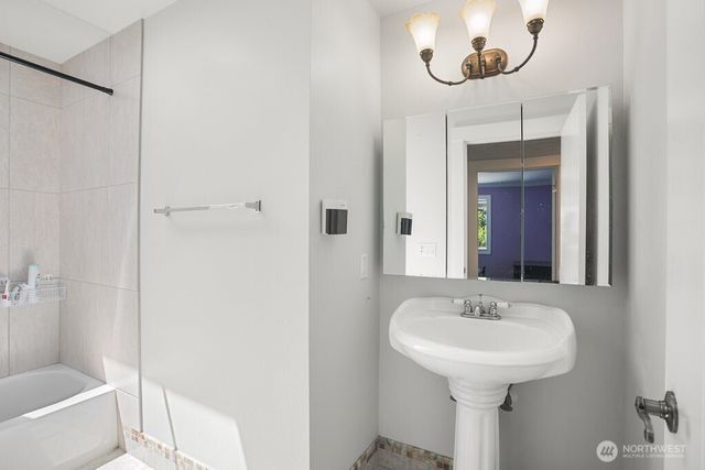 34626 10th Place SW, Federal Way, WA 98023