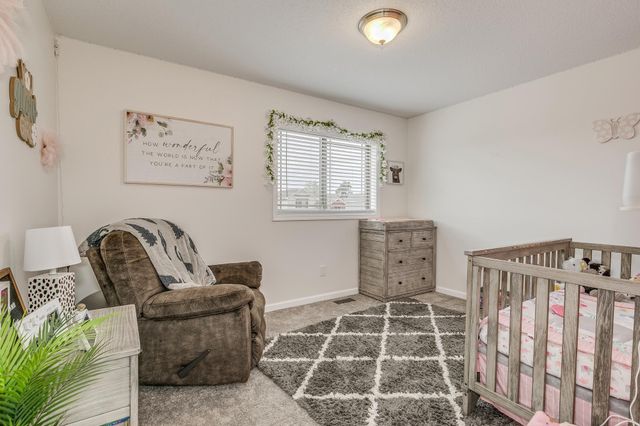 37621 Hawthorne Avenue, North Branch, MN 55056