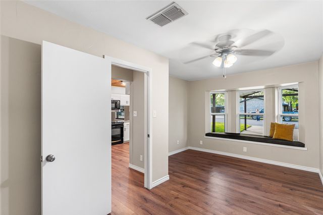 104 Chisholm Street, St Jo, TX 76265
