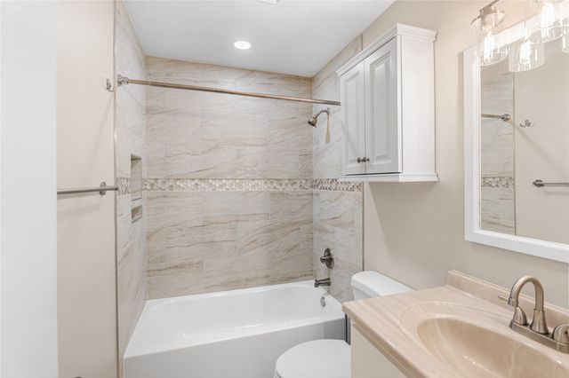 104 Chisholm Street, St Jo, TX 76265