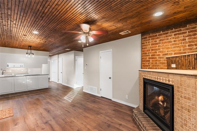 104 Chisholm Street, St Jo, TX 76265