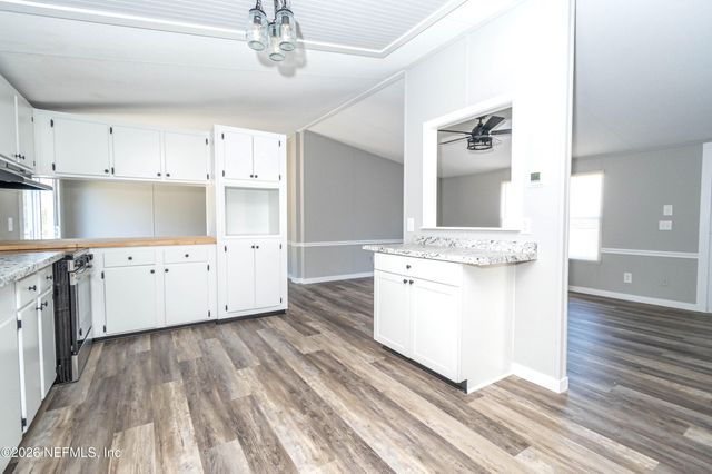 10076 KATHY JO Road, Glen St. Mary, FL 32040