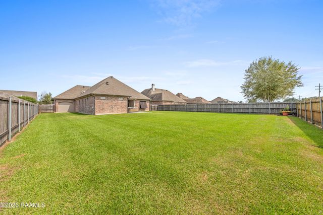112 Snapping Lane, Broussard, LA 70518