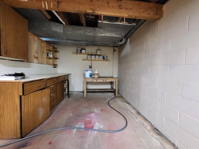 1703 PLANK ROAD, Menasha, WI 54952