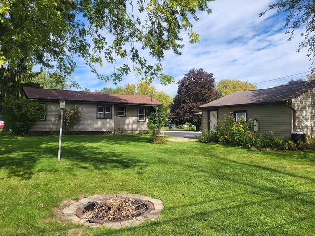 1703 PLANK ROAD, Menasha, WI 54952