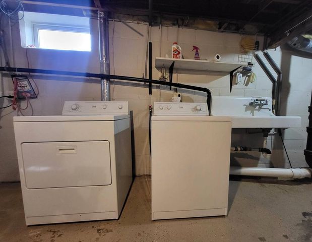1703 PLANK ROAD, Menasha, WI 54952