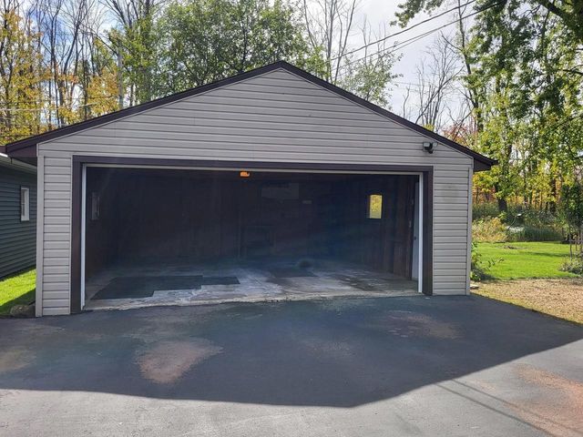 1703 PLANK ROAD, Menasha, WI 54952
