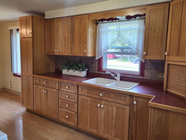1703 PLANK ROAD, Menasha, WI 54952