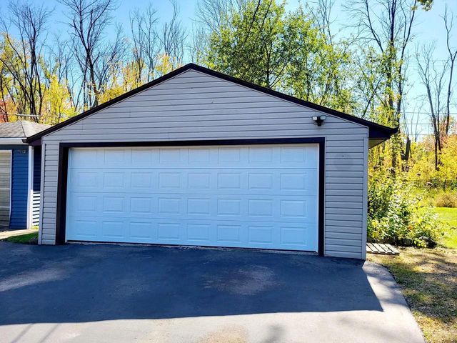 1703 PLANK ROAD, Menasha, WI 54952