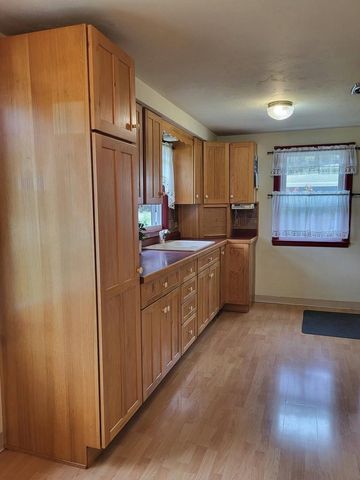 1703 PLANK ROAD, Menasha, WI 54952