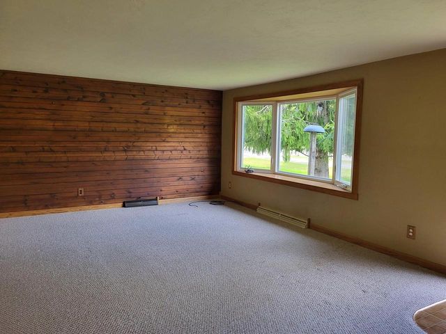 1703 PLANK ROAD, Menasha, WI 54952