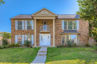1102 Lexington Circle, Desoto, TX 75115