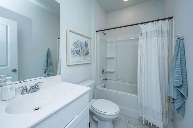 437 Spanish Wells Road, Summerville, SC 29486