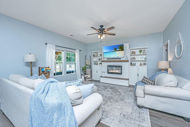 437 Spanish Wells Road, Summerville, SC 29486