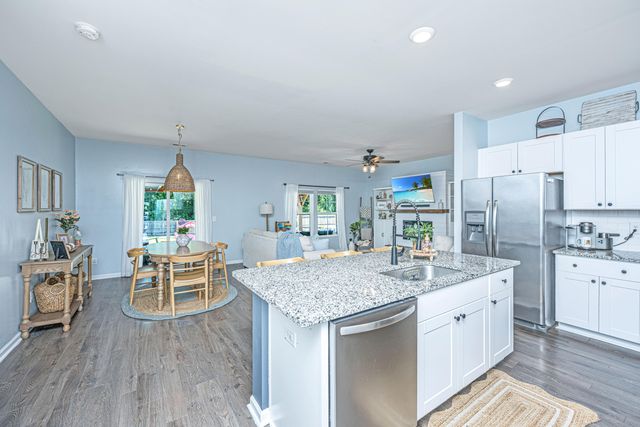 437 Spanish Wells Road, Summerville, SC 29486