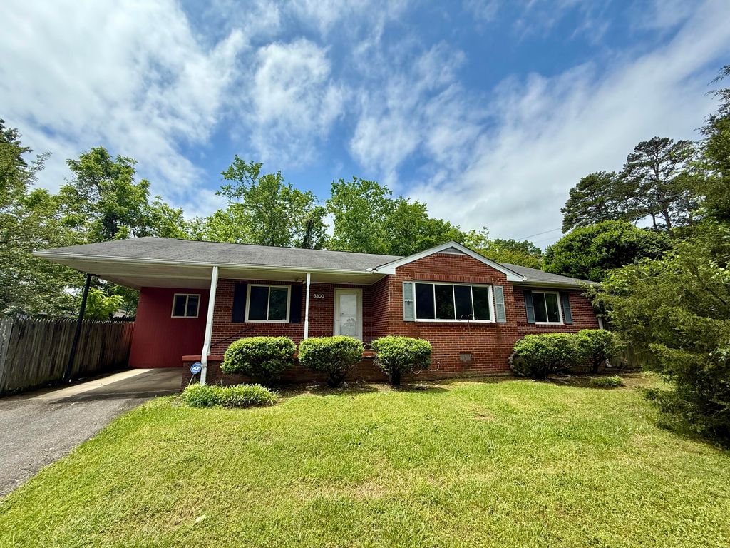 3300 Gleason Circle, Chattanooga, TN 37412