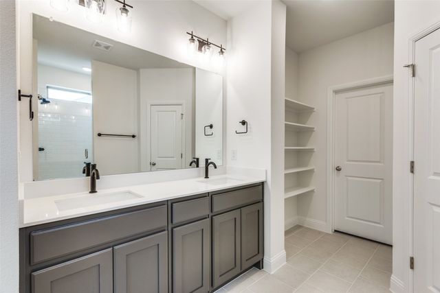 514 Hillcrest Circle, Justin, TX 76247