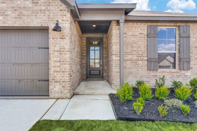 514 Hillcrest Circle, Justin, TX 76247