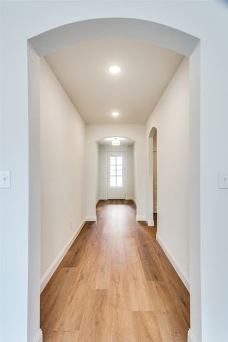514 Hillcrest Circle, Justin, TX 76247