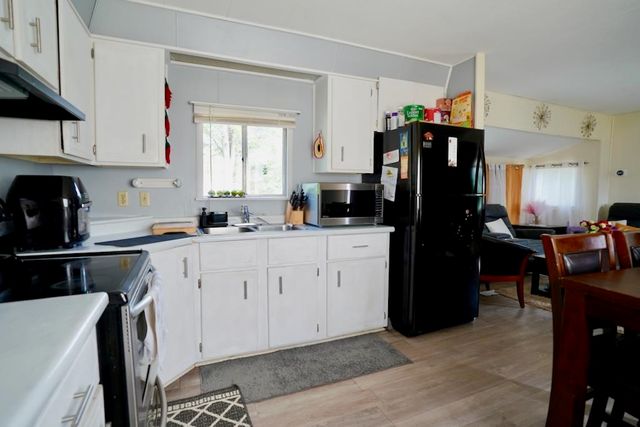 8 Murray Lane, Northwood, NH 03261