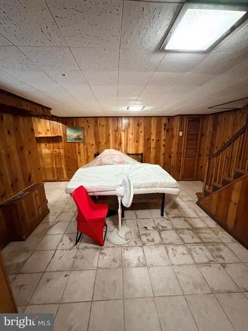 234 HAMPDEN RD, Upper Darby, PA 19082