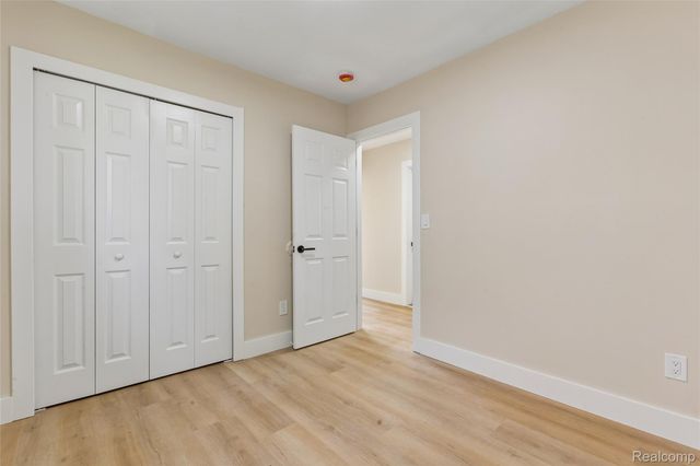 20869 Panama Street, Warren, MI 48091