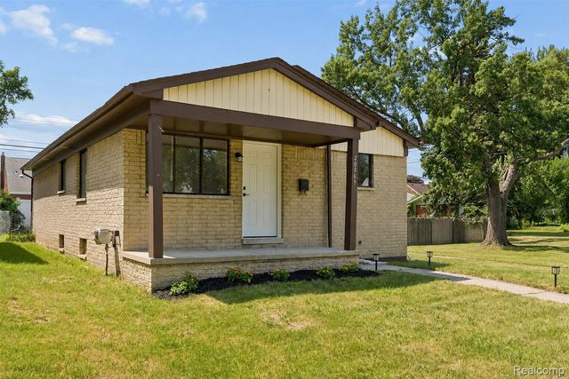 20869 Panama Street, Warren, MI 48091