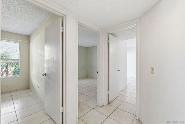 9454 Twin Trails Dr 103, San Diego, CA 92129