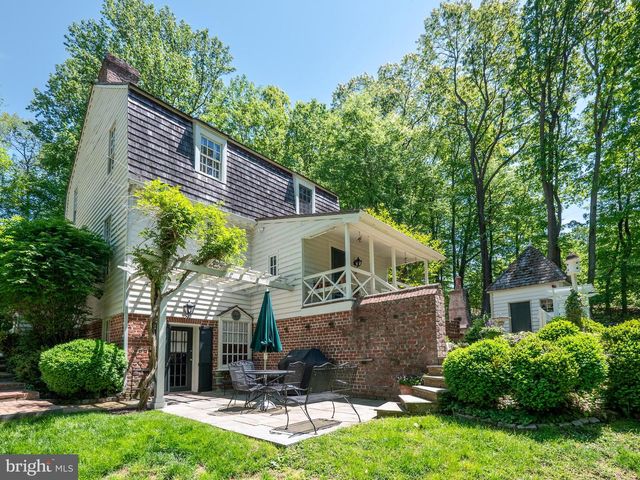 1108 S BARBARA DR, Alburtis, PA 18011