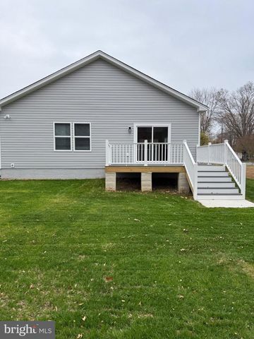 197 HOLLY WAY, Colonial Beach, VA 22443