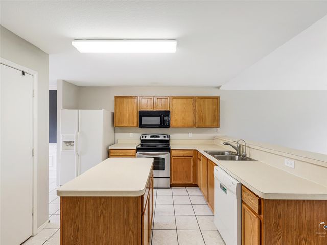 1637 Elm Street, Anna, TX 75409