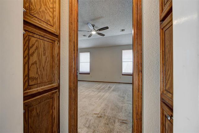 2620 Sequoyah Avenue, Moore, OK 73160