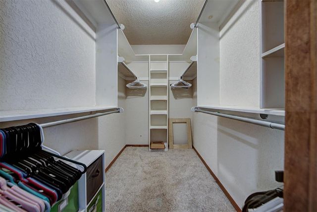 2620 Sequoyah Avenue, Moore, OK 73160