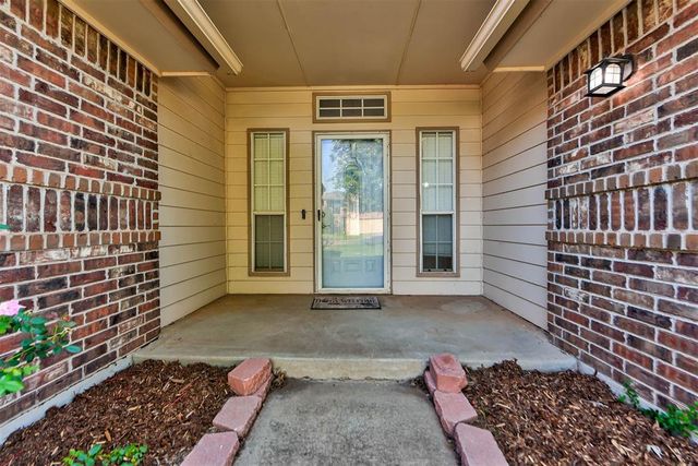2620 Sequoyah Avenue, Moore, OK 73160