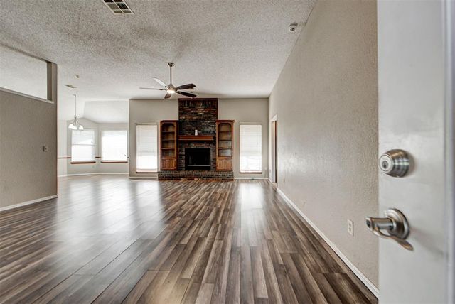 2620 Sequoyah Avenue, Moore, OK 73160