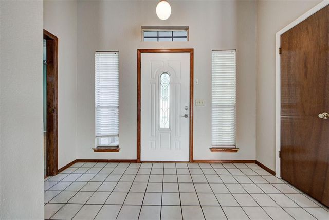 2620 Sequoyah Avenue, Moore, OK 73160