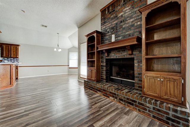 2620 Sequoyah Avenue, Moore, OK 73160