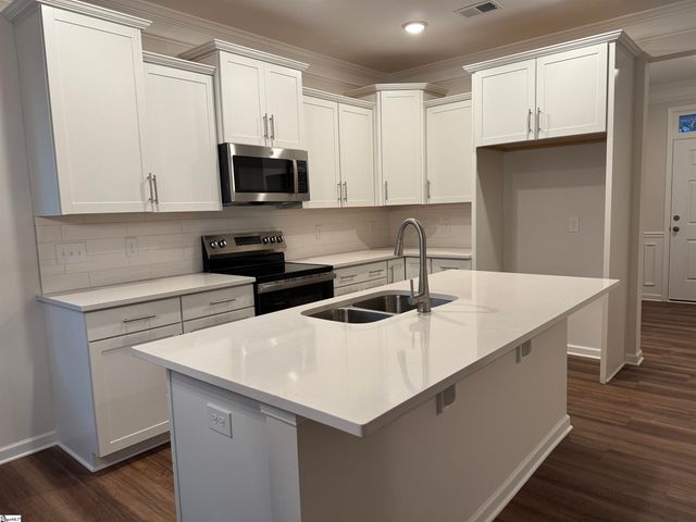 201 Spartina Court, Spartanburg, SC 29307