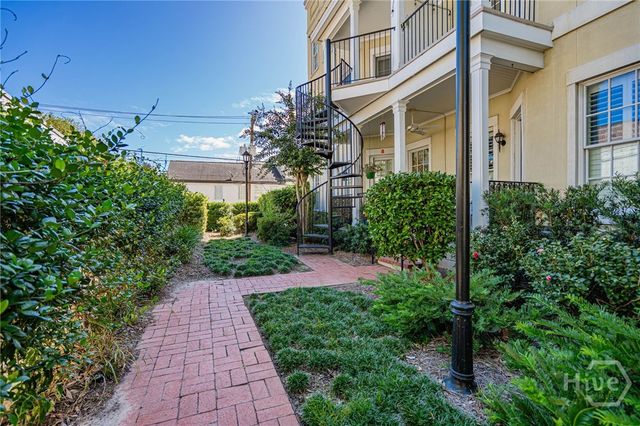 304 W Jones Street, Savannah, GA 31401