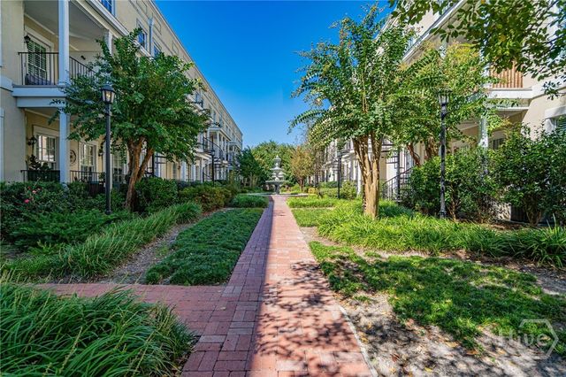 304 W Jones Street, Savannah, GA 31401