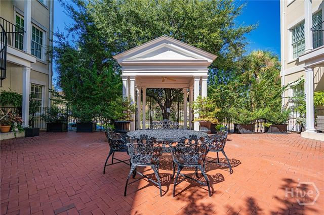 304 W Jones Street, Savannah, GA 31401