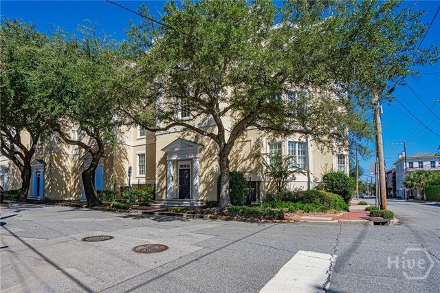 304 W Jones Street, Savannah, GA 31401