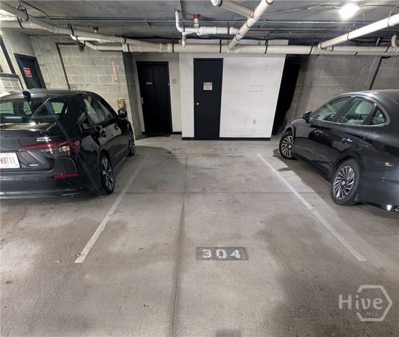 304 W Jones Street, Savannah, GA 31401