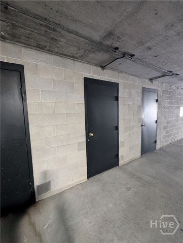 304 W Jones Street, Savannah, GA 31401