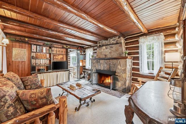 103 Cherry Ridge Road, West Milford, NJ 07421