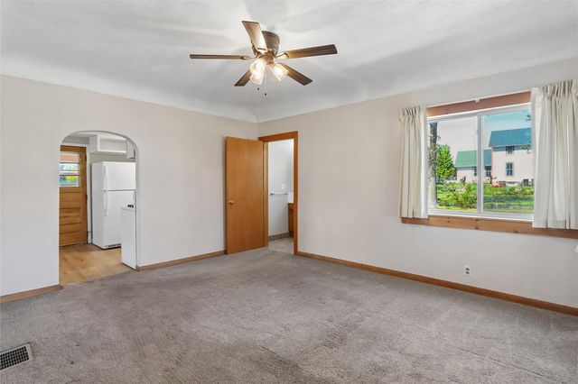 1507 5th Avenue, Marion, IA 52302
